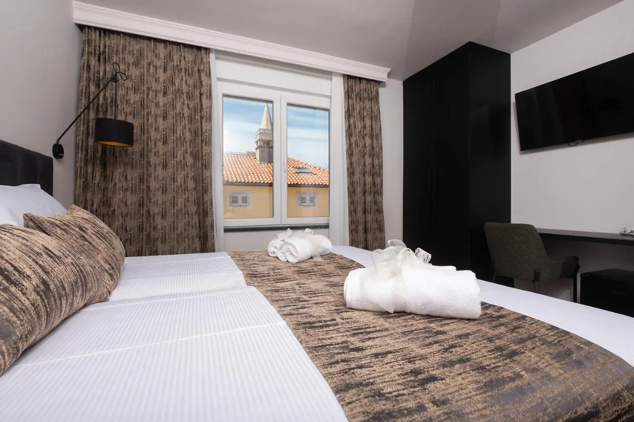 Studio & Rooms Torine Zadar
