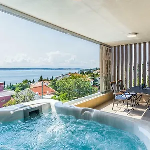Abalone Apartment Dramalj
